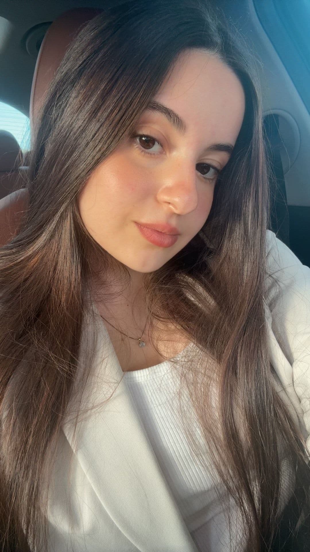 Topaz Uzan — portrait